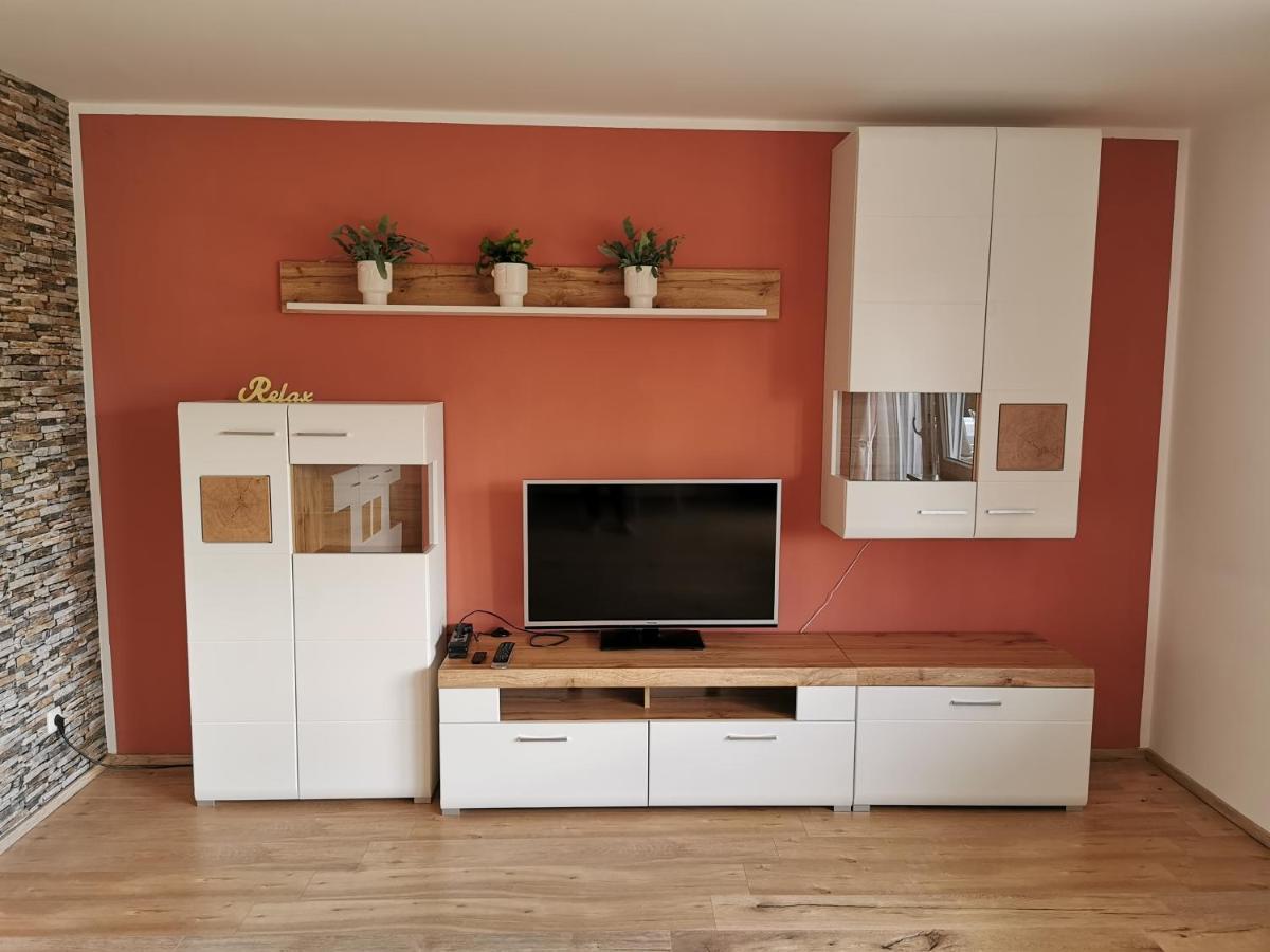 Gemuetliche 90 Qm Wohnung In Saarburg, Zentral Gelegen, Garten Mit Aussicht, Separater Eingang מראה חיצוני תמונה