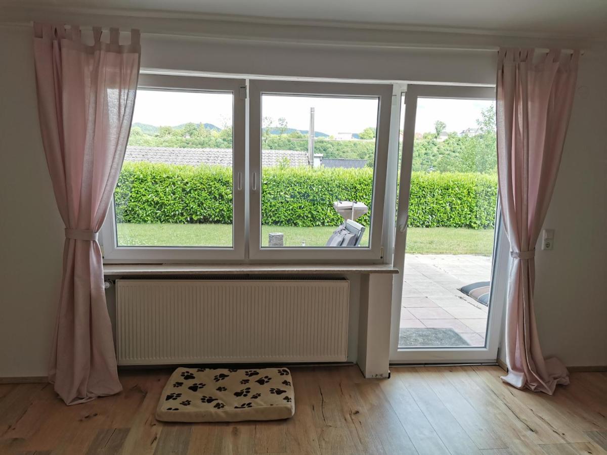 Gemuetliche 90 Qm Wohnung In Saarburg, Zentral Gelegen, Garten Mit Aussicht, Separater Eingang מראה חיצוני תמונה